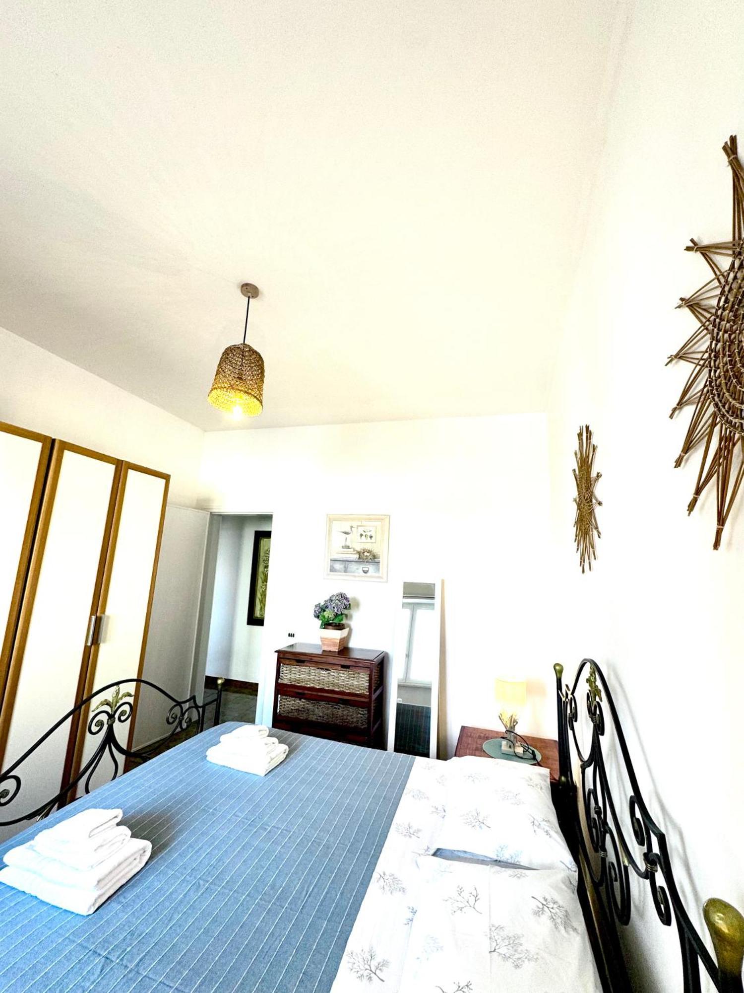 Aquarama Rooms & Apartments Torre Squillace Exterior foto